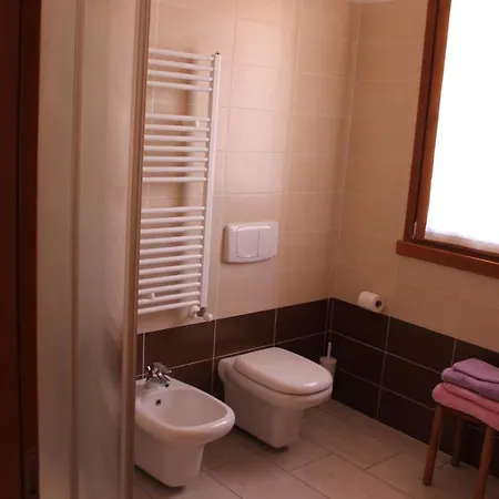 アパート Casa Di Chiara ペスキエーラ・デル・ガルダ